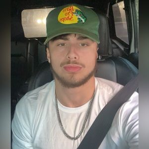 Meet your Posher, Pasquale